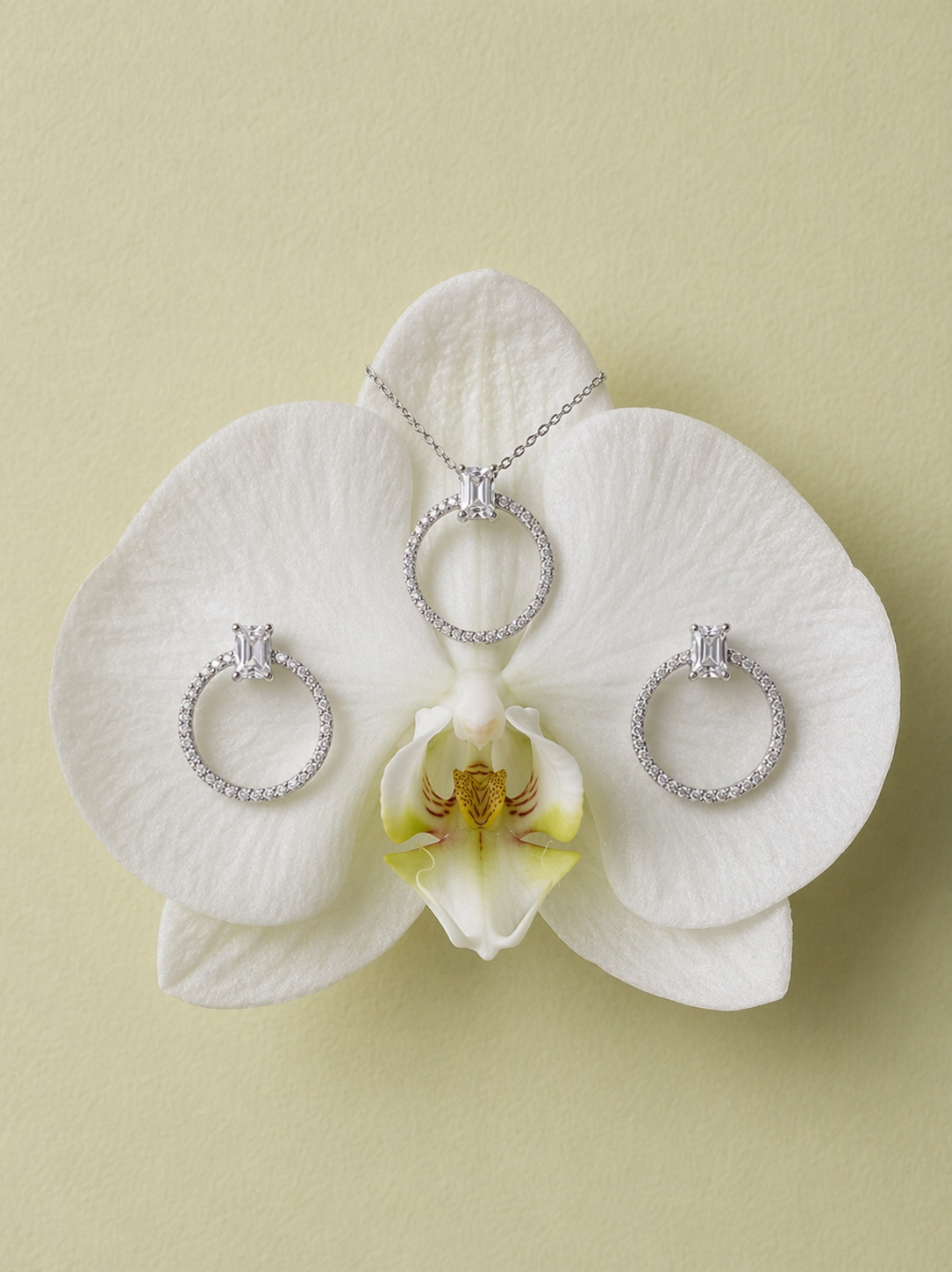 Набір “Сяюче коло” – обкладинка - купуйте на Chuttyevo!
