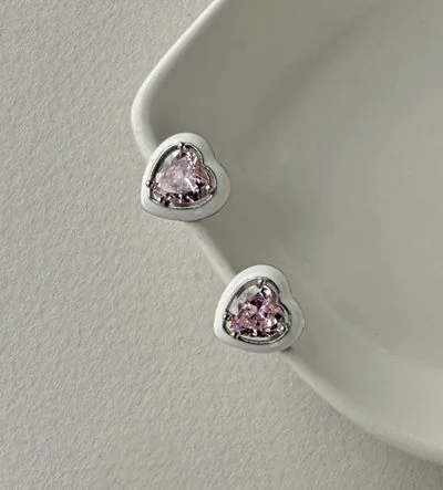 Сережки "Ніжне серце" – обкладинка - купуйте на Chuttyevo!