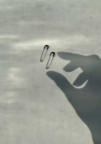 Cережки "Булавки" – обкладинка - купуйте на Chuttyevo!