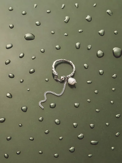 Каблучка "Pearl and Chain" – обкладинка - купуйте на Chuttyevo!