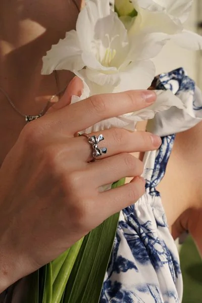 Каблучка "Бантик" – обкладинка - купуйте на Chuttyevo!