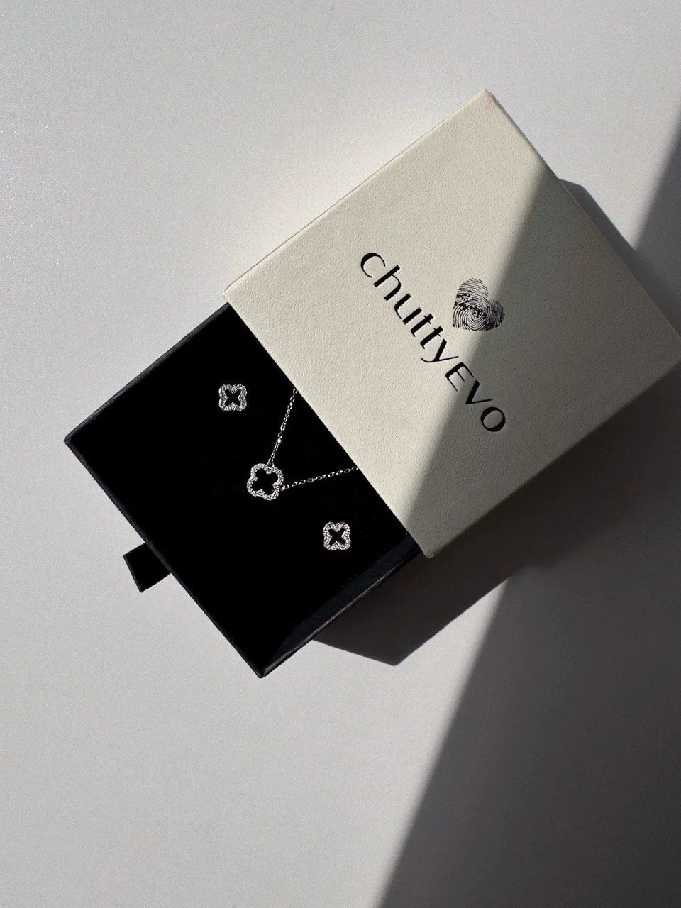 Набір "Конюшина" – обкладинка - купуйте на Chuttyevo!