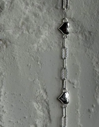 Браслет з чотирма сердечками – обкладинка - купуйте на Chuttyevo!