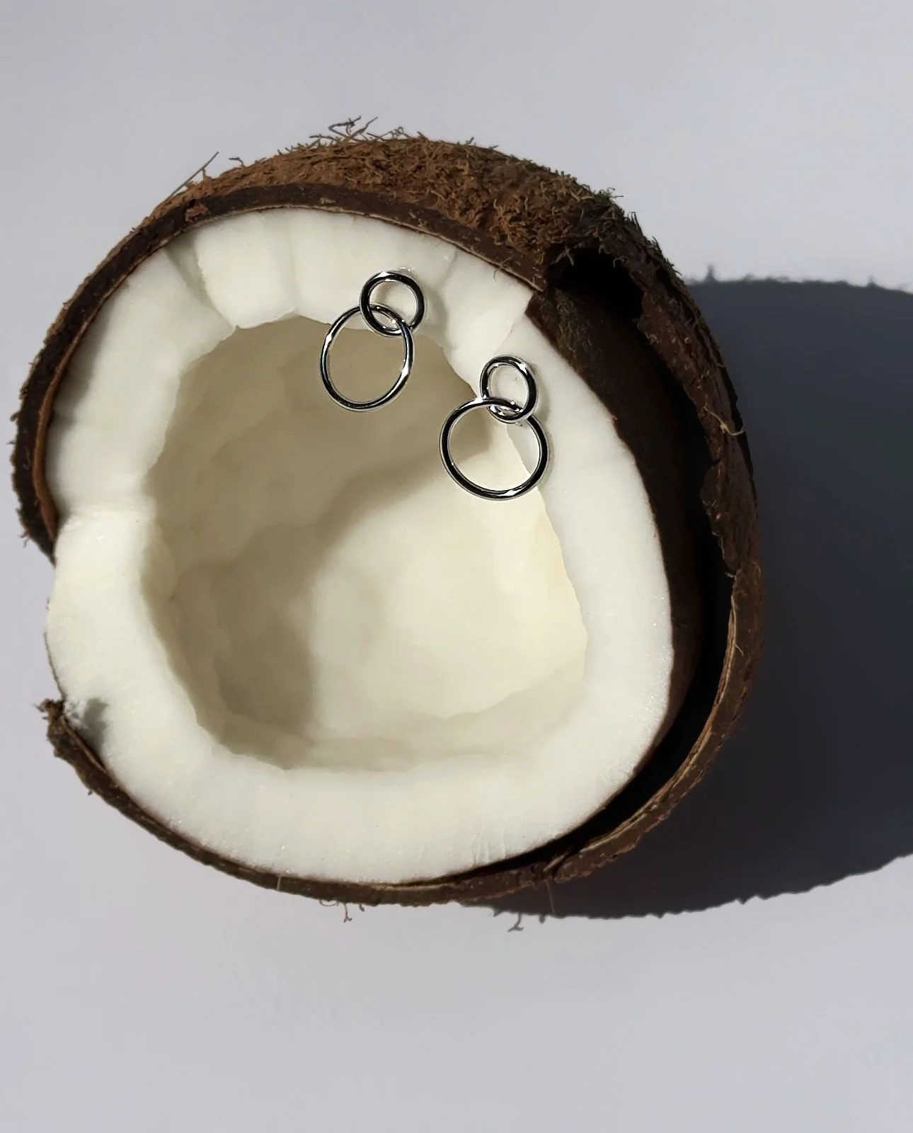 Сережки "Перетин кілець" – обкладинка - купуйте на Chuttyevo!