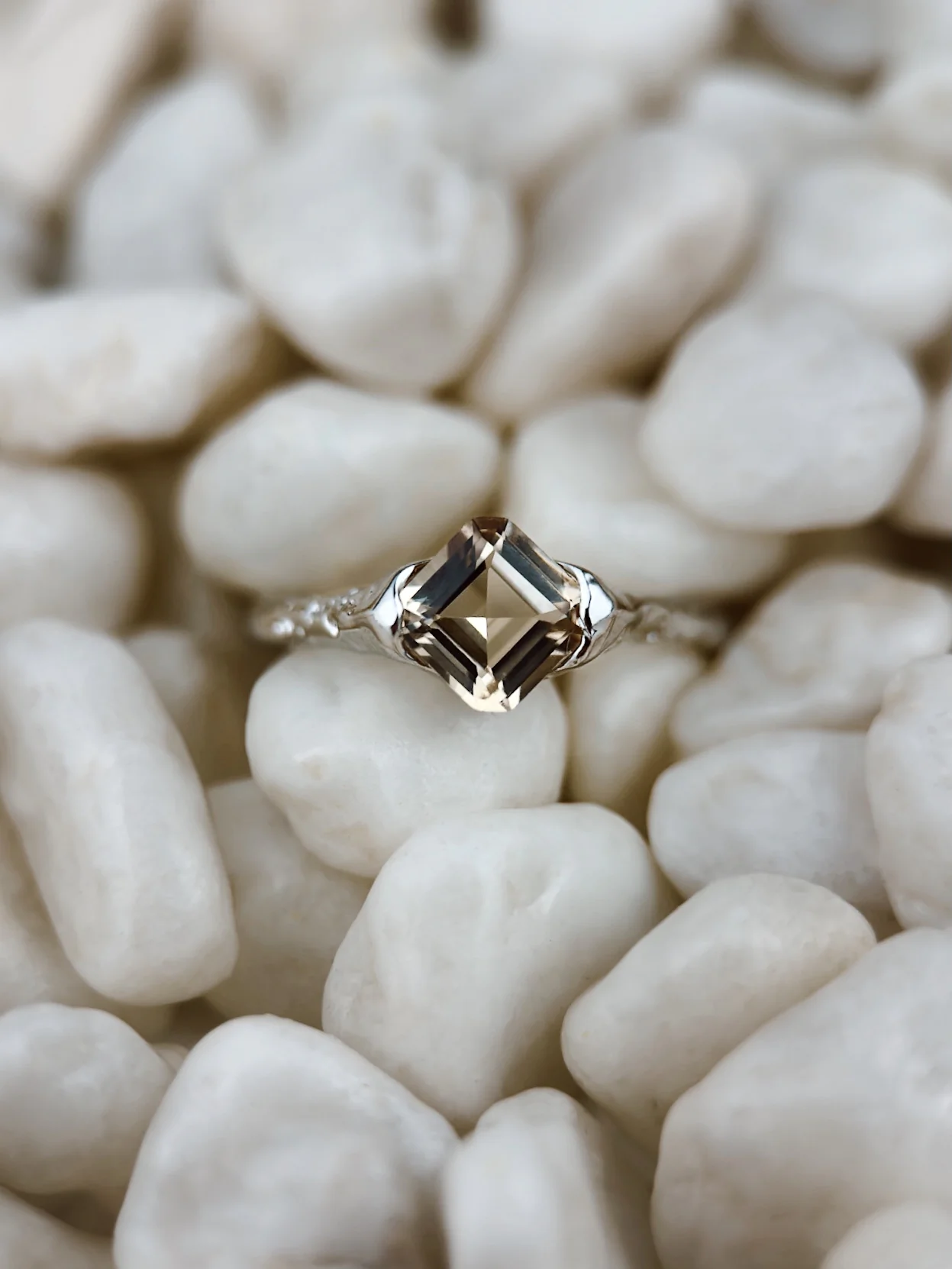 Каблучка "Богема" – обкладинка - купуйте на Chuttyevo!