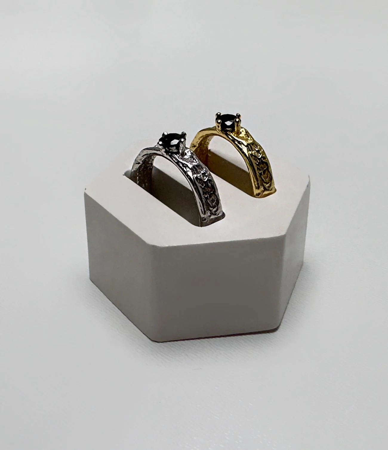 Каблучка жата позолота – обкладинка - купуйте на Chuttyevo!