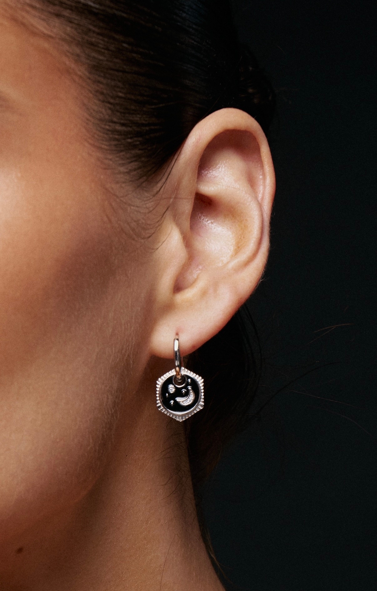 Сережки з емаллю "Night sky" – обкладинка - купуйте на Chuttyevo!