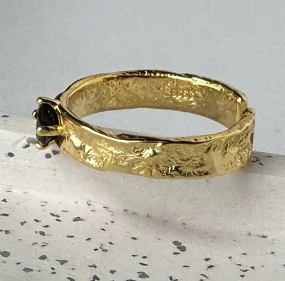 Каблучка жата позолота – обкладинка - купуйте на Chuttyevo!