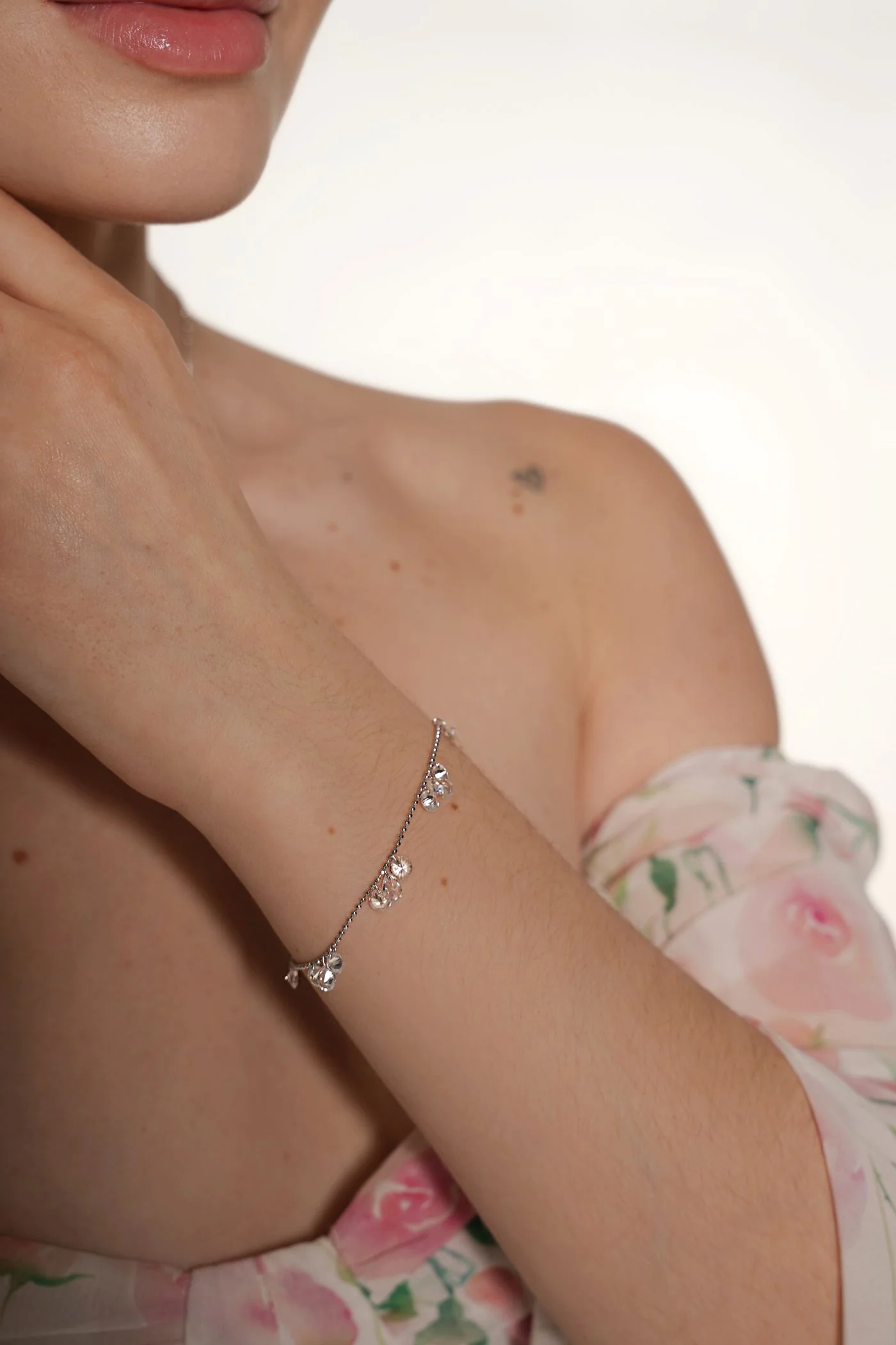 Браслет "Блиск фіанітів" – обкладинка - купуйте на Chuttyevo!