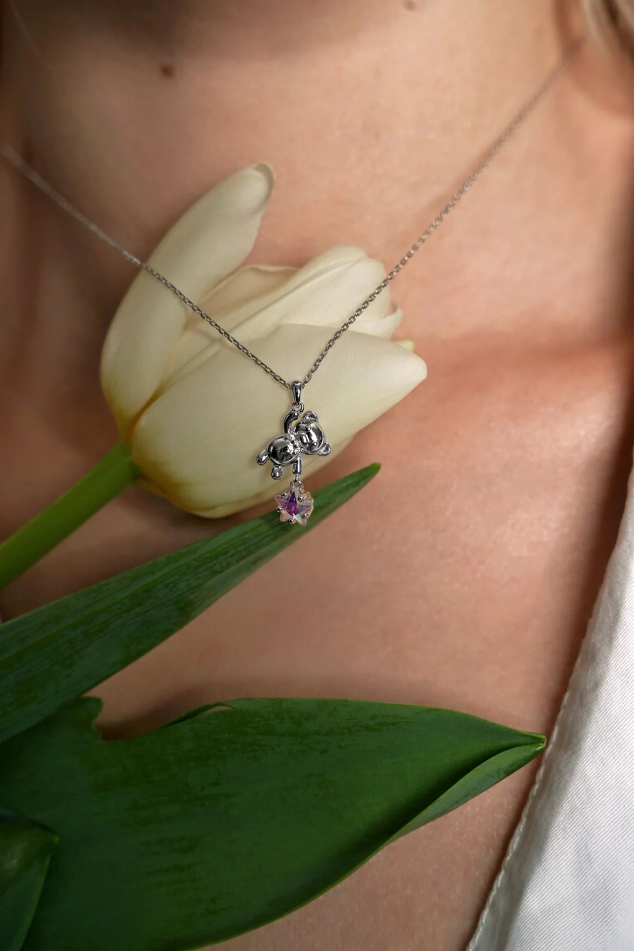 Ланцюжок "Ведмедик з зіркою" – обкладинка - купуйте на Chuttyevo!