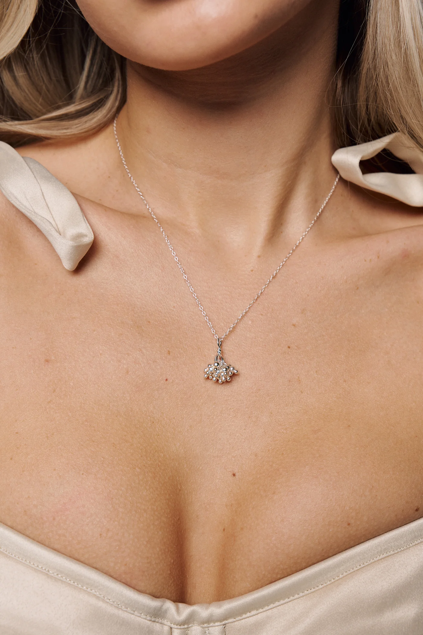 Ланцюжок "Феєрія" – обкладинка - купуйте на Chuttyevo!