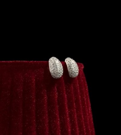 Сережки з фіанітами "Краплі" – обкладинка - купуйте на Chuttyevo!