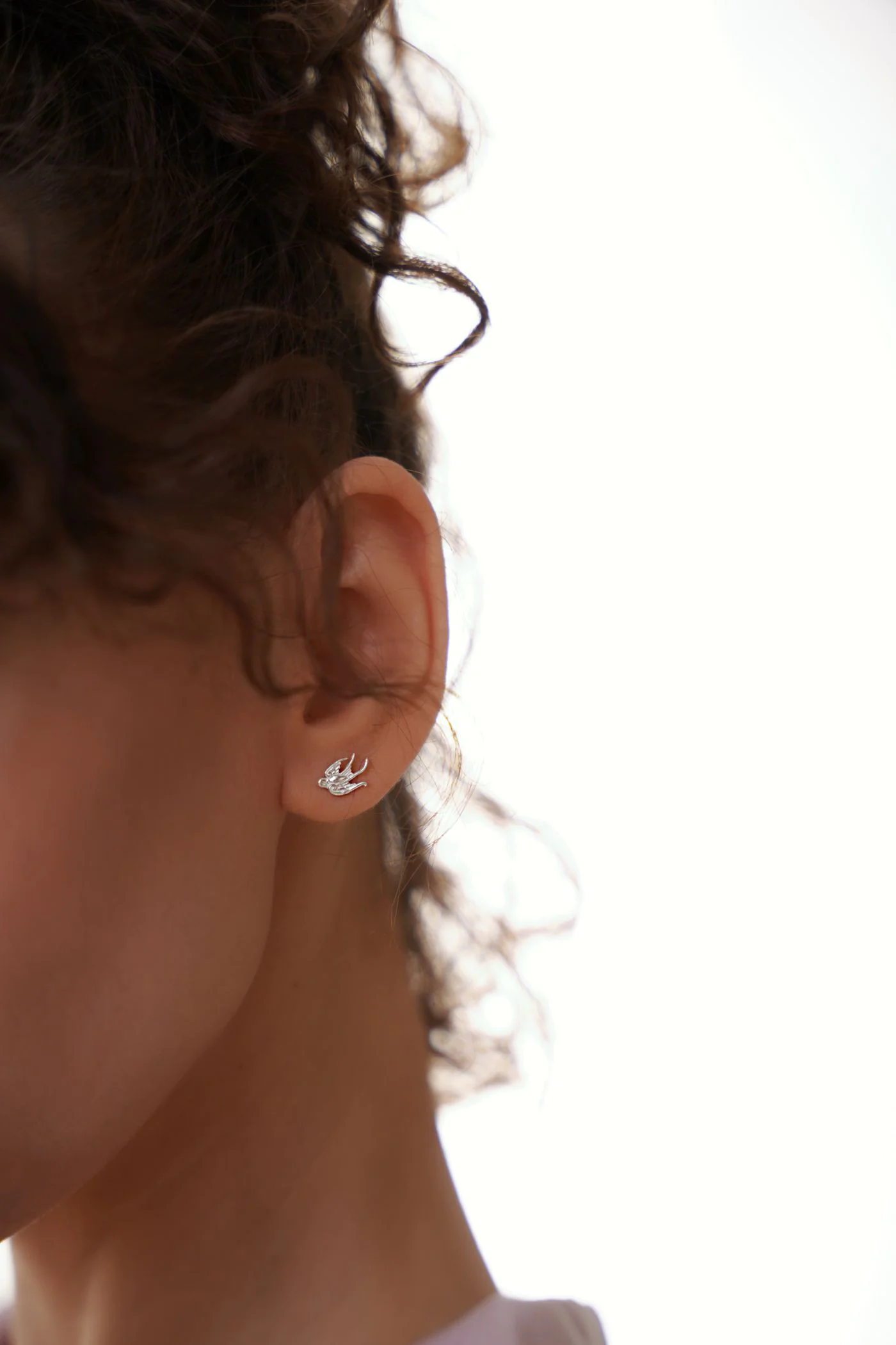 Сережки на закрутках "Ластівки" – обкладинка - купуйте на Chuttyevo!