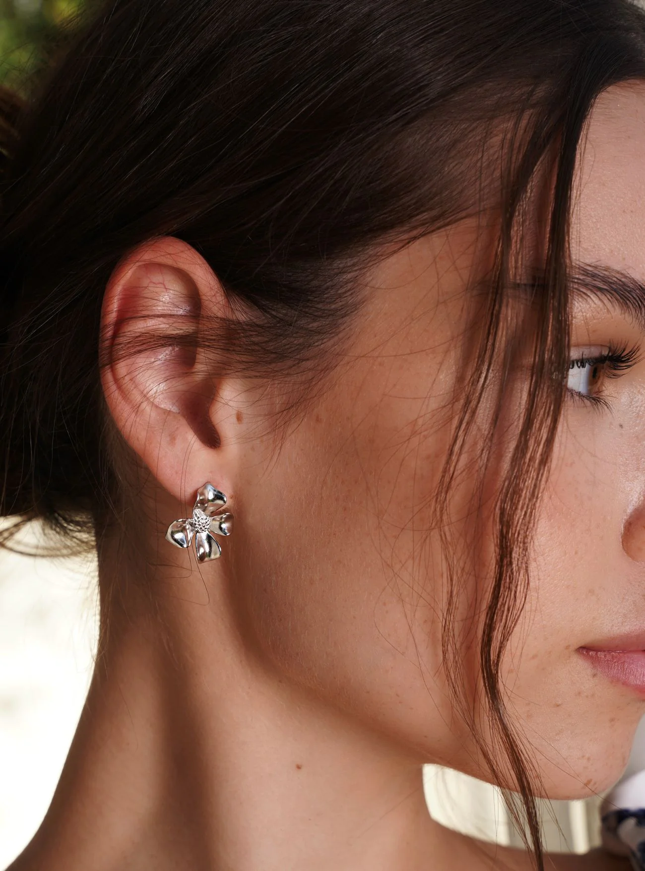 Сережки масивні квіти – обкладинка - купуйте на Chuttyevo!